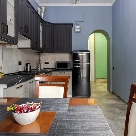 Rynok Square 20 * 리비프